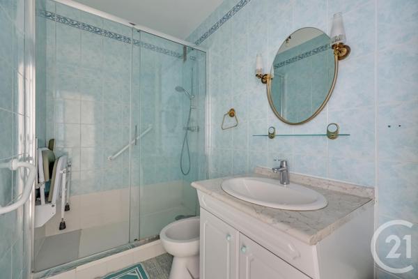 Appartement F5 à vendre  4 pièces - 81,59 m 2   PARIS  - 75015