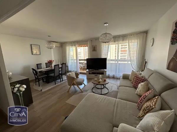 Appartement à vendre 3 pièces 81m² Toulon (83000)