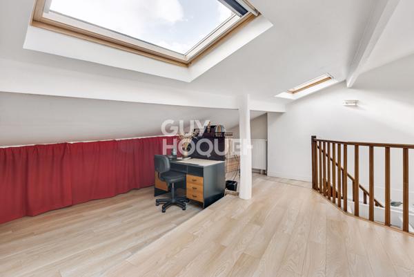 Duplex de 175M2 au sol et locaux commerciaux en bas de 220m2