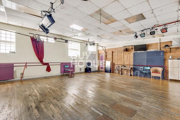 Duplex de 175M2 au sol et locaux commerciaux en bas de 220m2