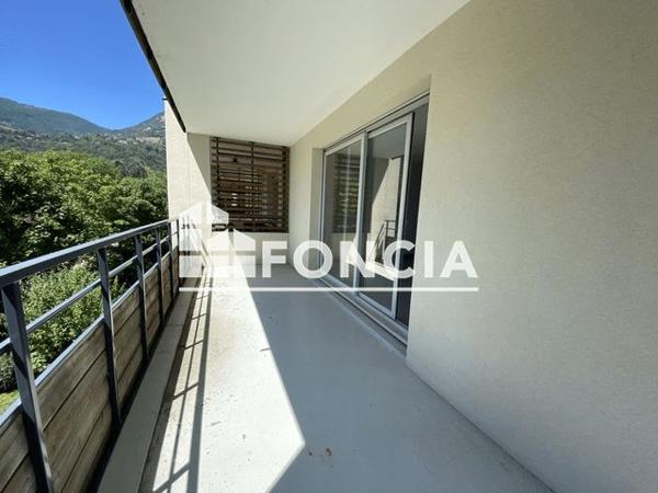 Location Studio 32.2 m² - 21 CHEMIN DES SOURCES Meylan 38240