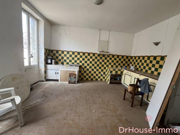 Immeuble à vendre 6 pièces de 178 m²
