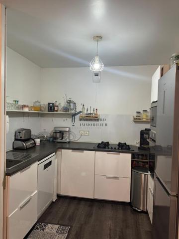 Le Blanc-Mesnil (93150) Appartement F4 de deux chambres, porche GARE