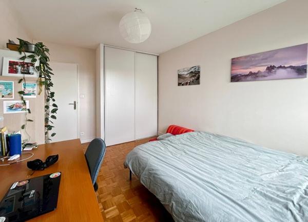 Appartement à louer    4 pièces •  Lyon 8