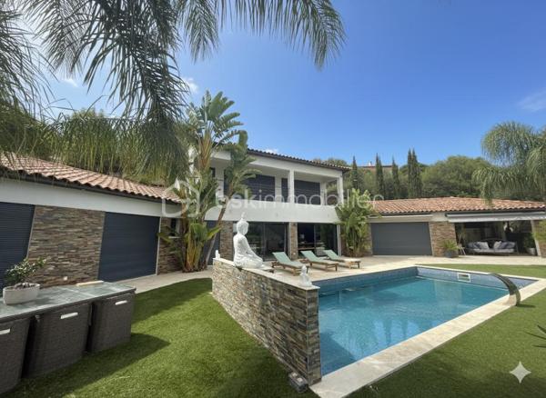 Maison contemporaine de 300 m²