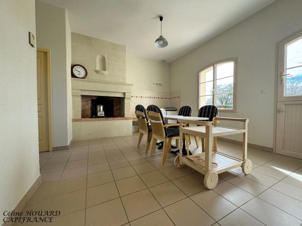 Dpt Maine et Loire (49), à vendre proche d' ANGERS maison P9 Vie de plain pied