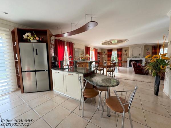 Dpt Maine et Loire (49), à vendre proche d' ANGERS maison P9 Vie de plain pied