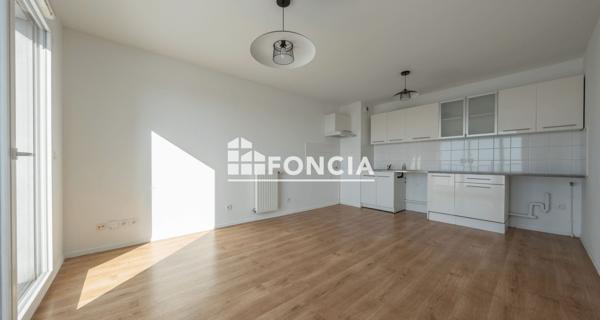 À vendre Appartement 3 pièces 64 m² - Cenon 33150