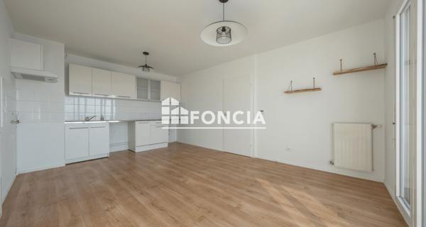 À vendre Appartement 3 pièces 64 m² - Cenon 33150