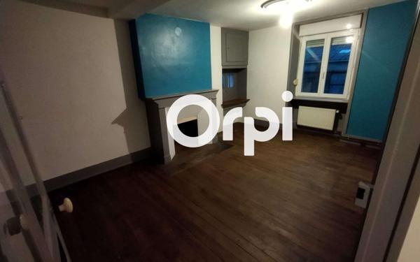 Maison à vendre    8 pièces •  Saint-Blin