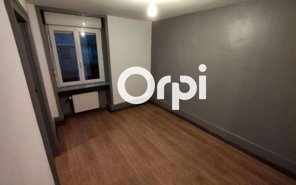 Maison à vendre    8 pièces •  Saint-Blin