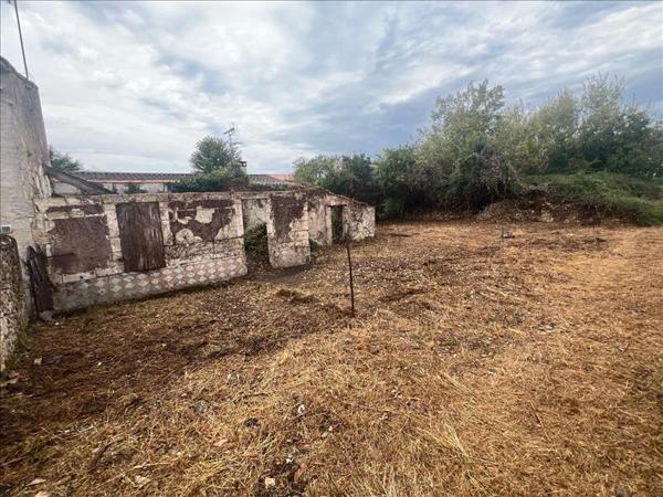 Maison à vendre |  Cadillac |  1 pièce | 77 m²