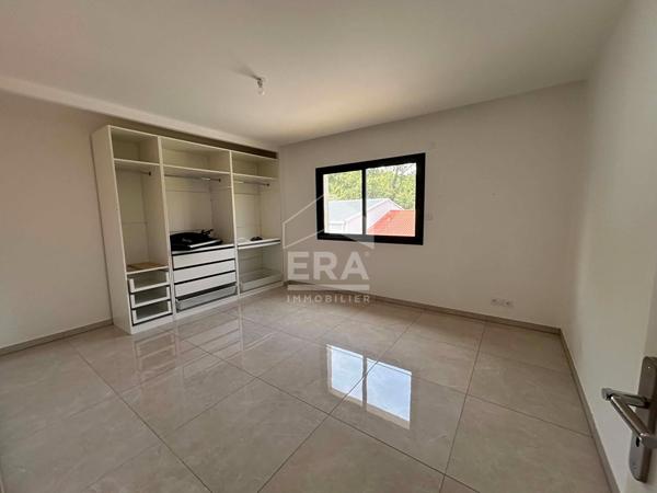 À LOUER - Ensemble immobilier professionnel de 435 m² - ZA Les Piques, Ambronay
