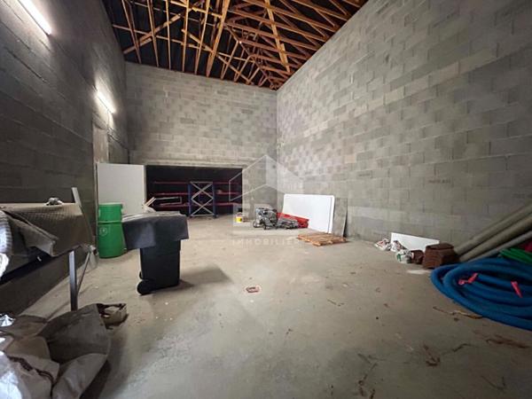 À LOUER - Ensemble immobilier professionnel de 435 m² - ZA Les Piques, Ambronay