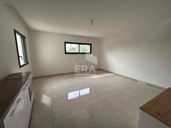 À LOUER - Ensemble immobilier professionnel de 435 m² - ZA Les Piques, Ambronay
