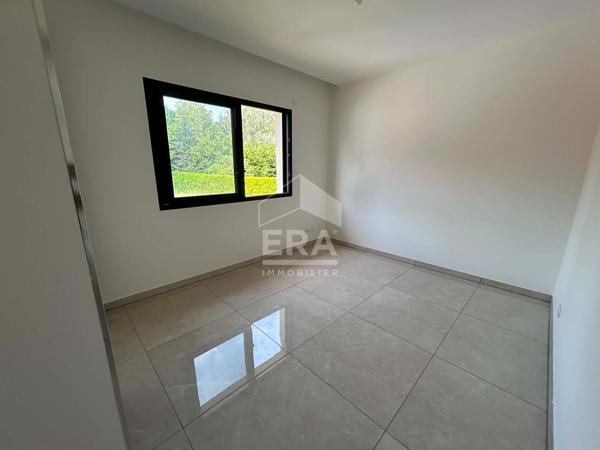 À LOUER - Ensemble immobilier professionnel de 435 m² - ZA Les Piques, Ambronay