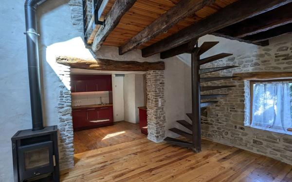 Maison à louer    4 pièces •  Peyriac-Minervois