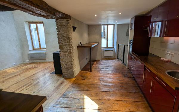 Maison à louer    4 pièces •  Peyriac-Minervois