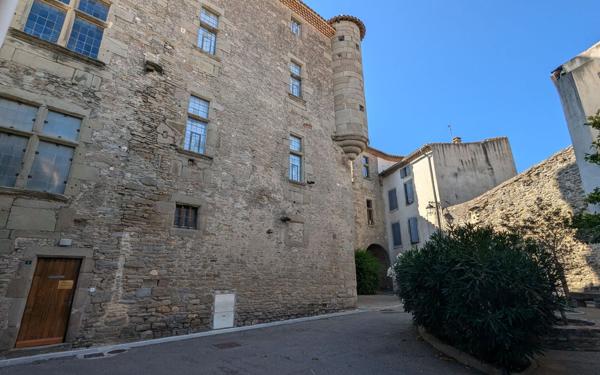 Maison à louer    4 pièces •  Peyriac-Minervois