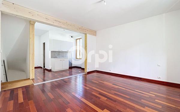 Appartement à vendre    4 pièces • 72,60 m2 Saint-Leu-d'Esserent