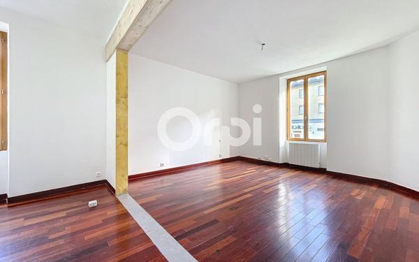 Appartement à vendre    4 pièces • 72,60 m2 Saint-Leu-d'Esserent