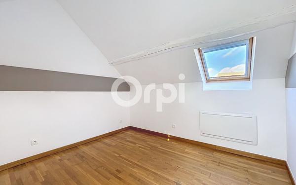 Appartement à vendre    4 pièces • 72,60 m2 Saint-Leu-d'Esserent