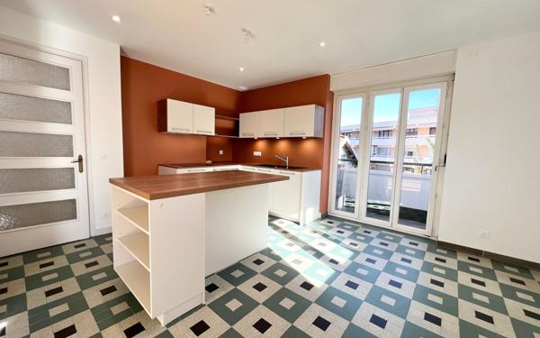 Appartement à louer    4 pièces •  La Roche-sur-Foron