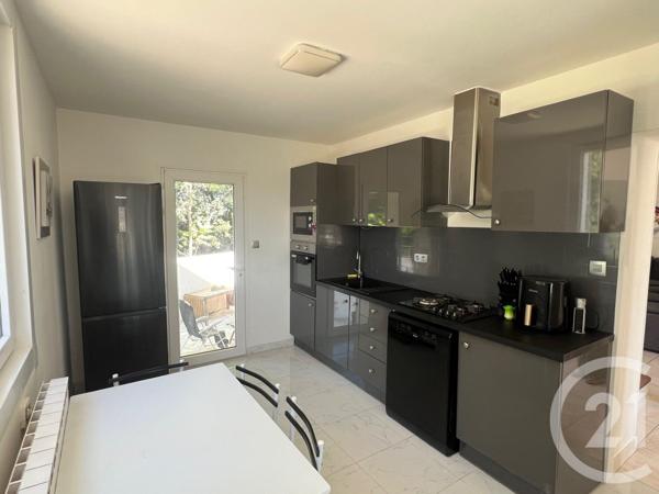 Maison à vendre  4 pièces - 108 m2 CHATEAUNEUF LES MARTIGUES - 13