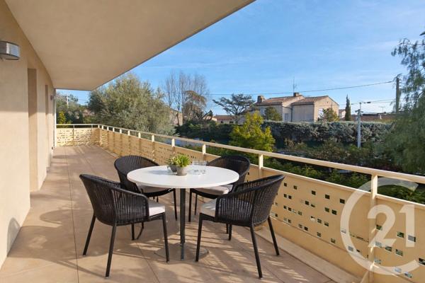 Appartement F4 à vendre  4 pièces - 90 m2 TOULON - 83