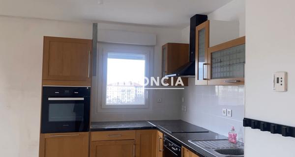 À vendre Appartement 4 pièces 83 m² - Saint-chamond 42400