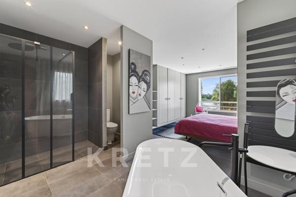 Villa Californienne d'exception en première ligne du Golf de la Grande Motte