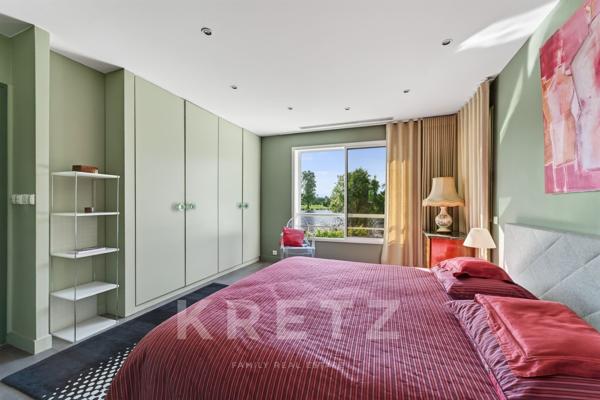 Villa Californienne d'exception en première ligne du Golf de la Grande Motte