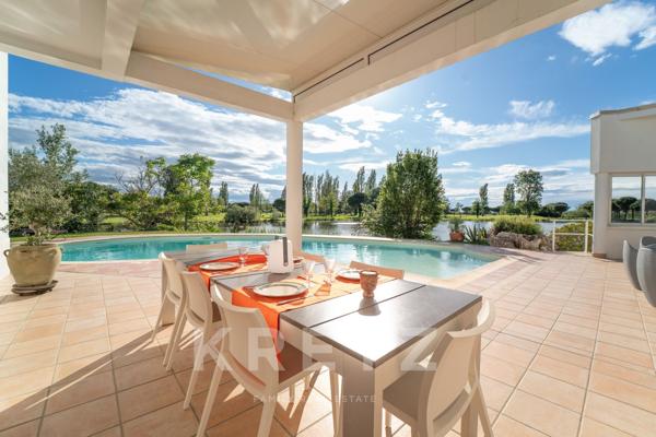 Villa Californienne d'exception en première ligne du Golf de la Grande Motte
