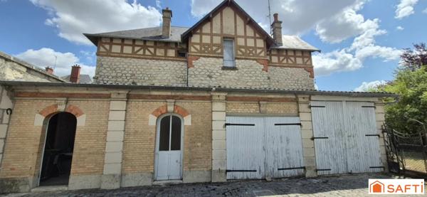 Hyper centre de Fismes - 5 chambres - Stationnements privatifs extérieurs