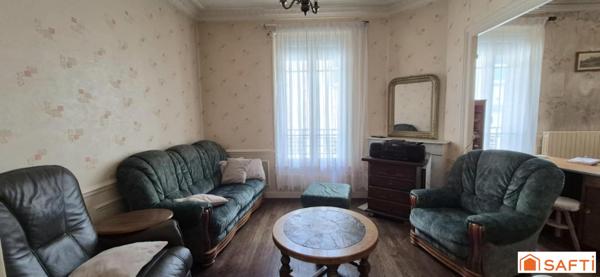 Hyper centre de Fismes - 5 chambres - Stationnements privatifs extérieurs