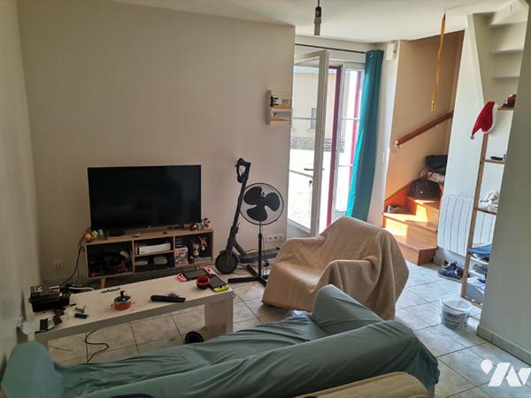 BREAL SOUS MONTFORT - Coeur de ville, appartement T2  duplex de 31.10 m² et cave.