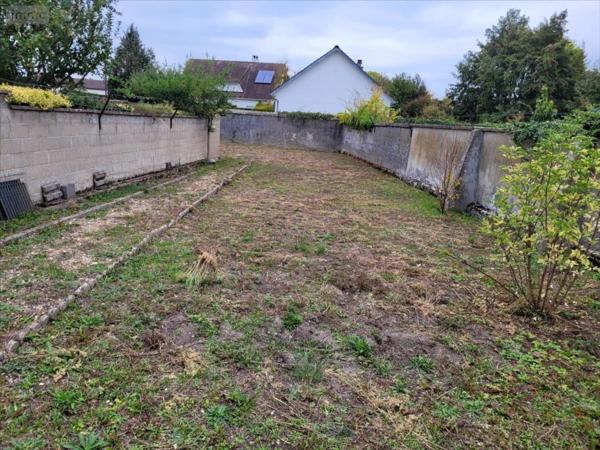 Maison à vendre à Saint-Pierre-lès-Elbeuf en Seine-Maritime (76320), ref : 157500