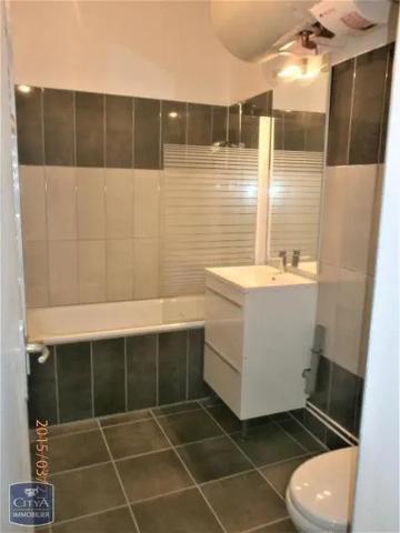 Appartement à louer 2 pièces 37.55m² Tournus (71700)