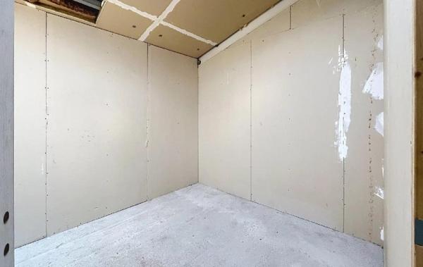 Vente Local commercial Local Peyroules   