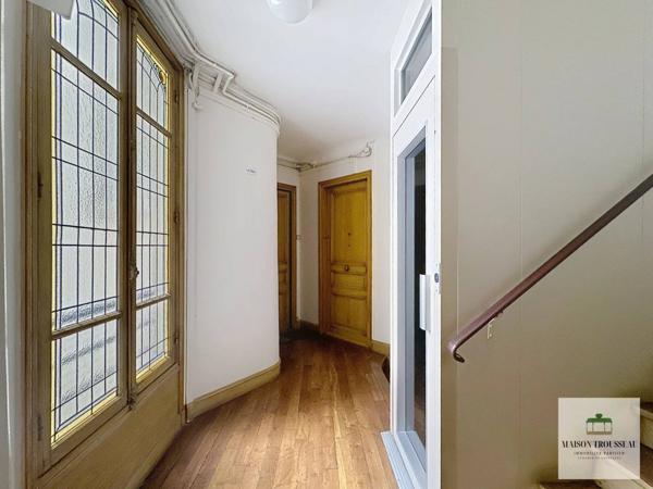 Charmant trois-pièces lumineux avec cachet de l’ancien