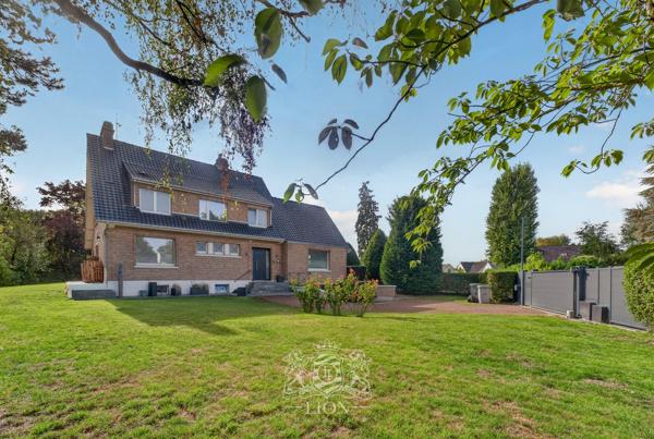 maison familiale rénovée avec sous-sol complet