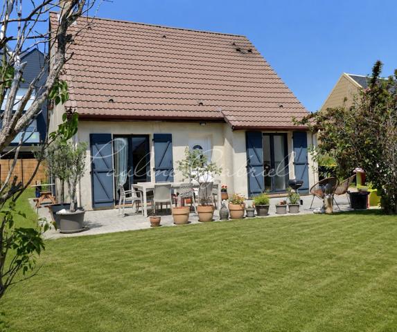 Maison familiale moderne, 3 chambres avec jardin sur Gainneville