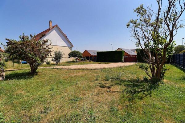 Maison familiale moderne, 3 chambres avec jardin sur Gainneville