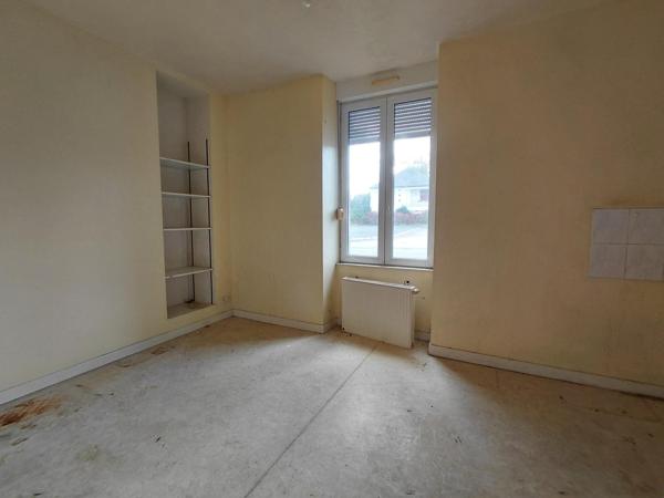 Immeuble à COUPTRAIN, 53250 - 200m²