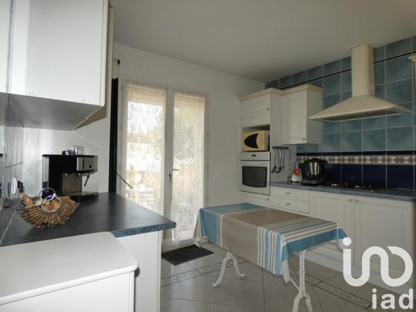 Maison traditionnelle 4 pièces de 114 m² à Gruissan (11430)