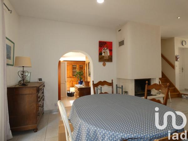 Maison traditionnelle 4 pièces de 114 m² à Gruissan (11430)