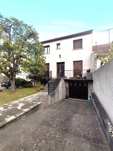 MAISON INDIVIDUELLE 5/6 PIECES 140 m2 SUR 2 NIVEAUX + DEPENDANCE 20 m2