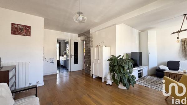Apartment for sale 3 rooms 65 m² Marseille 8