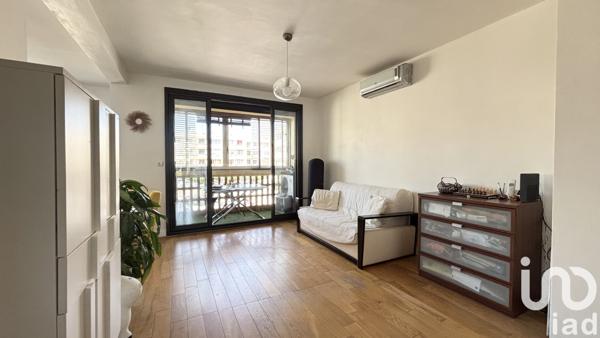 Apartment for sale 3 rooms 65 m² Marseille 8