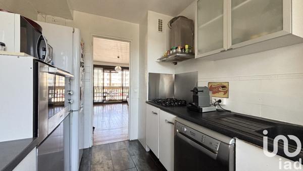 Apartment for sale 3 rooms 65 m² Marseille 8